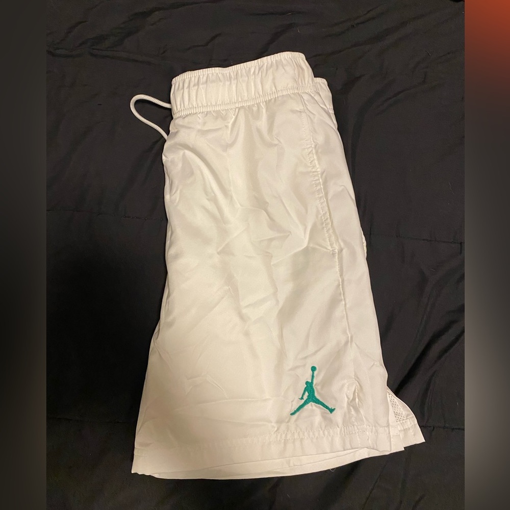 Men’s White Jordan Shorts Small